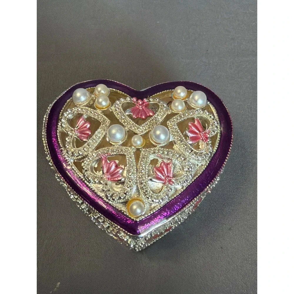 Vintage Style Heart Trinket Box Silver Filigree Purple Enamel Faux Pearl Jewelry